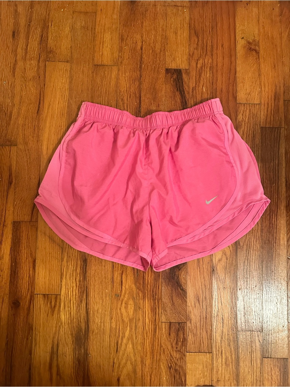 Women’s medium Nike Women's Hot Pink Athletic Running Shorts